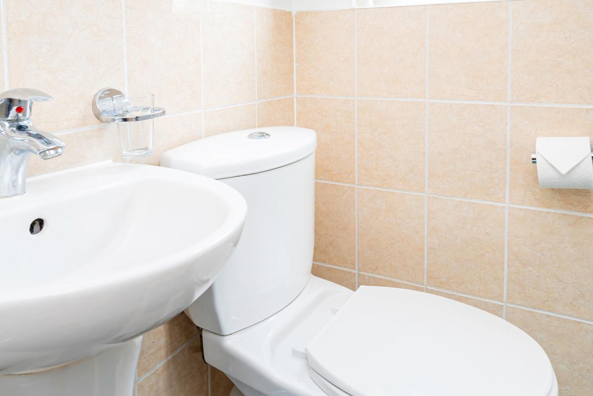 Earley Luxury Ensuite Room With Private Entrance Reading Buitenkant foto