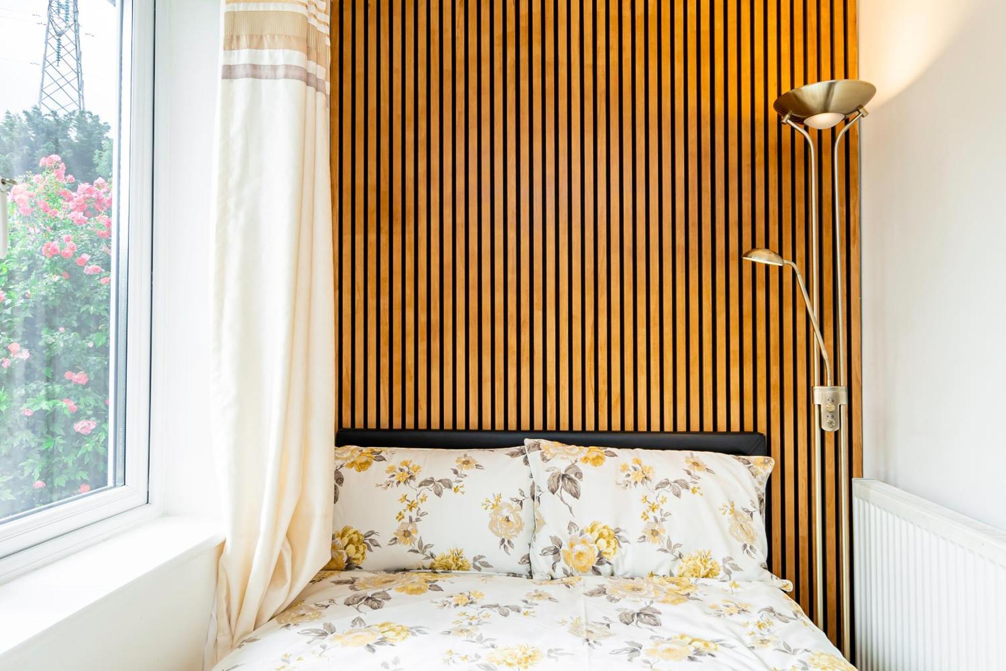 Earley Luxury Ensuite Room With Private Entrance Reading Buitenkant foto